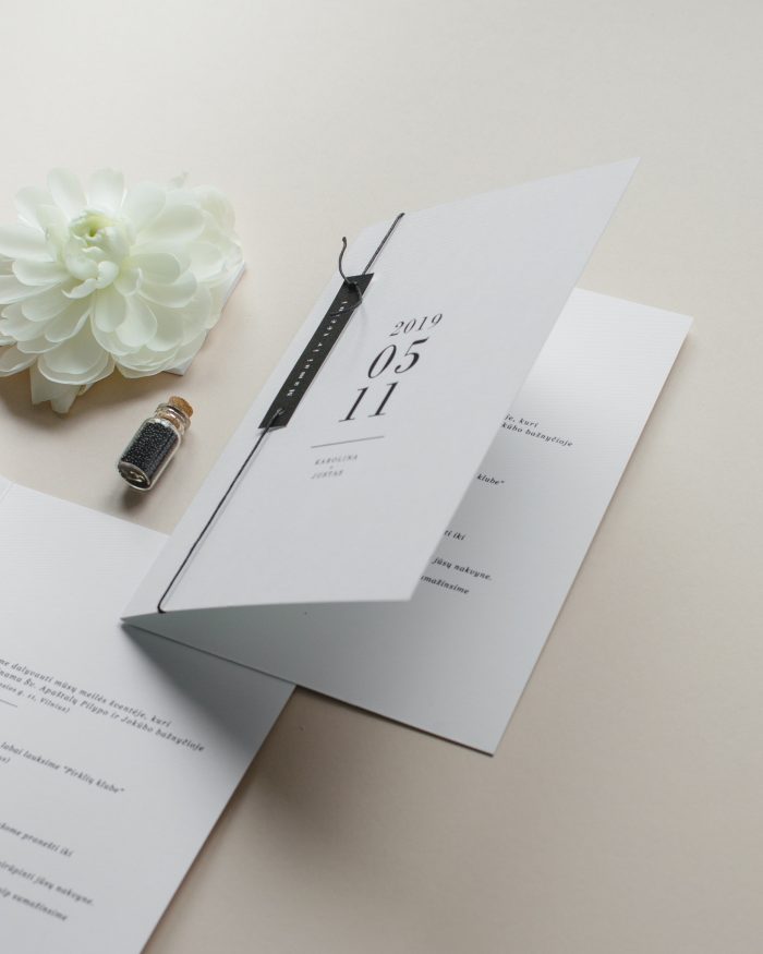 vestuvinis kvietimas minimalistinis modernus
