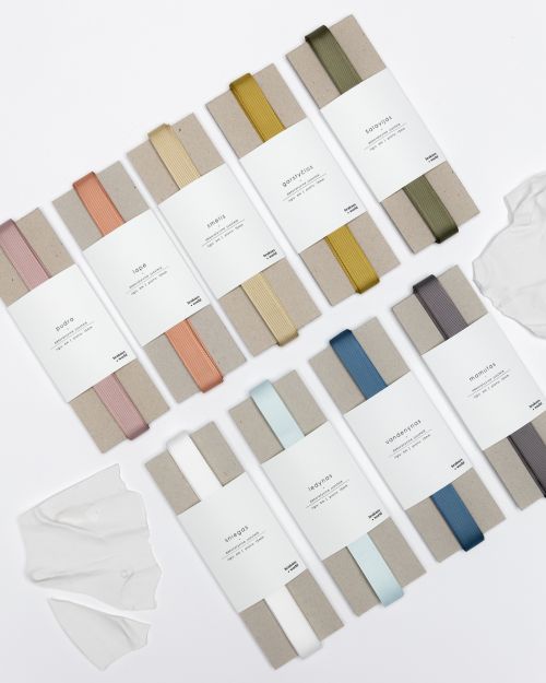 dovanu pakavimo juosteles