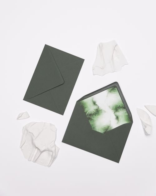 B6 formato vokai kvietimas su raštuota iklija