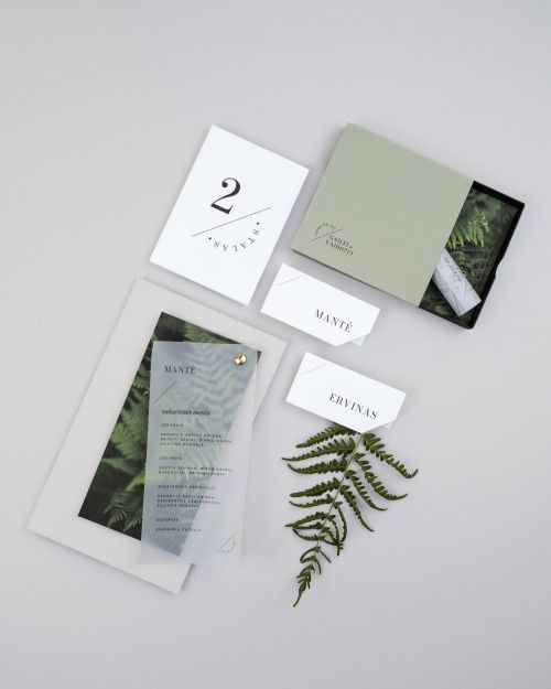 kanceliarija, šventės dienos spauda su paparčias