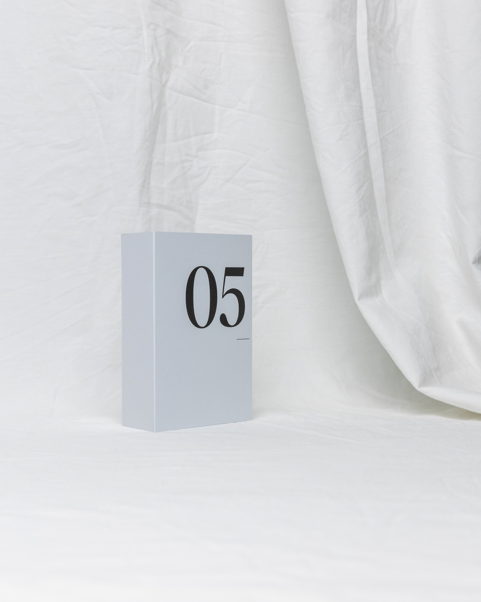 elegantiška,moderni klasika, kanceliarija, šventės dienos spauda